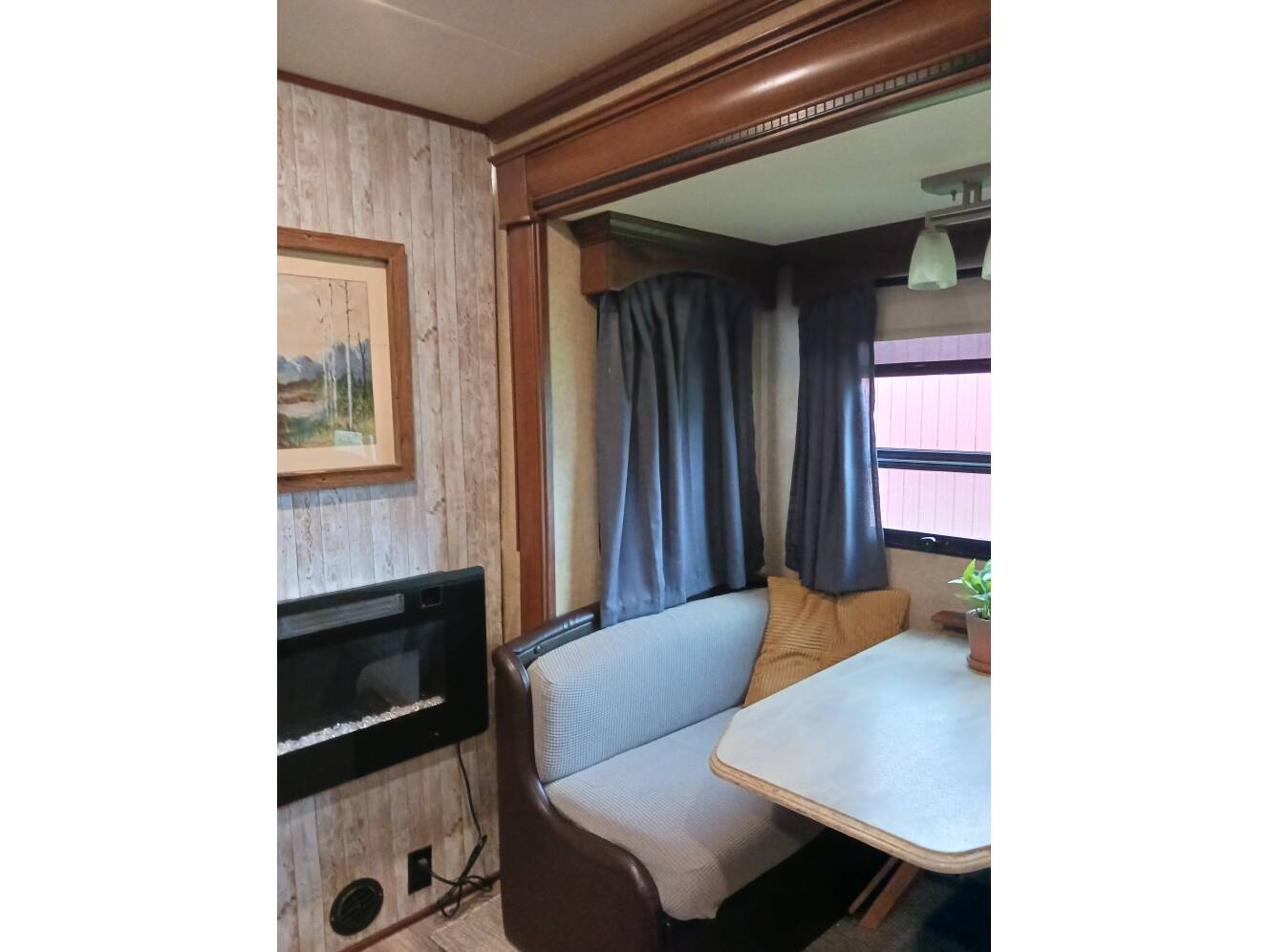 A photo of this 2014 Jayco SENECA 37 FS