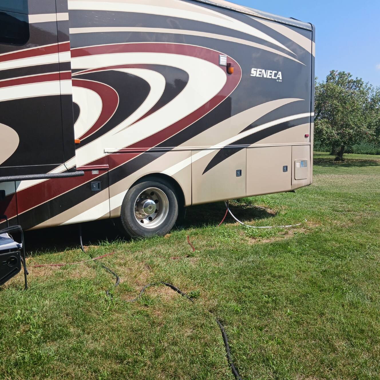 A photo of this 2014 Jayco SENECA 37 FS