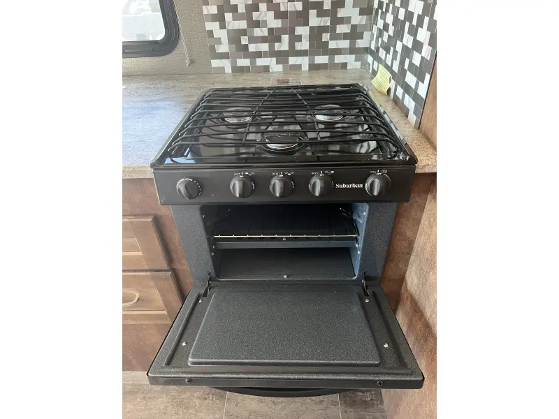 2018 WINNEBAGO INTENT WTE 071