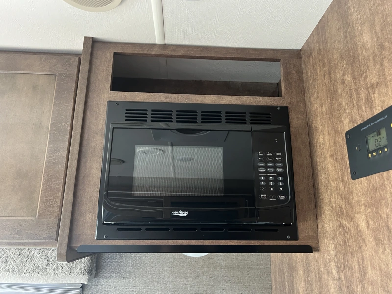 2018 WINNEBAGO INTENT WTE 071