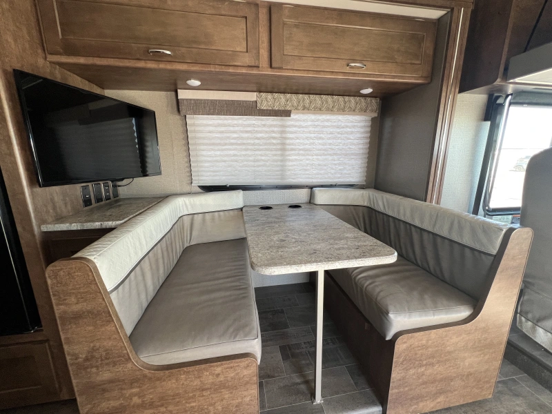 2018 WINNEBAGO INTENT WTE 071