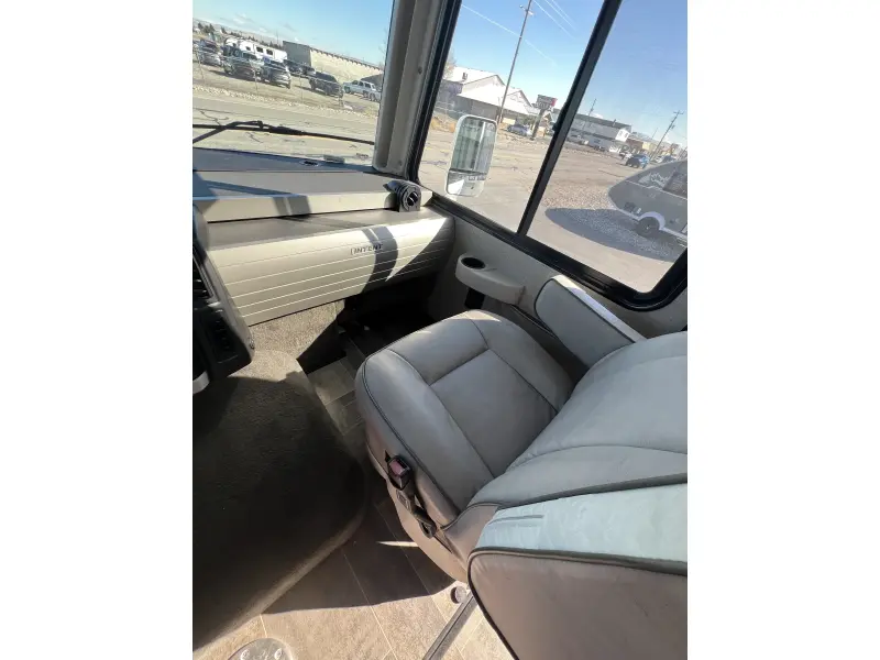 2018 WINNEBAGO INTENT WTE 071