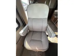 2018 WINNEBAGO INTENT WTE 071