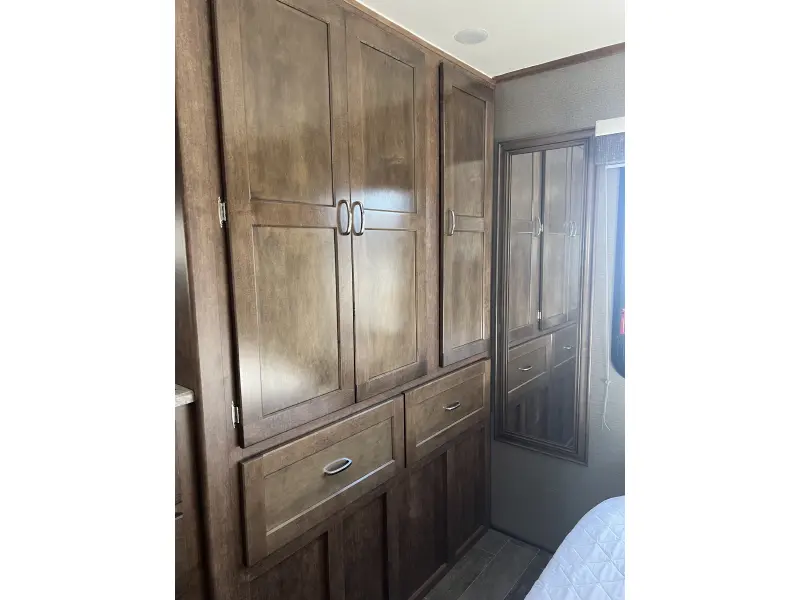 2018 WINNEBAGO INTENT WTE 071