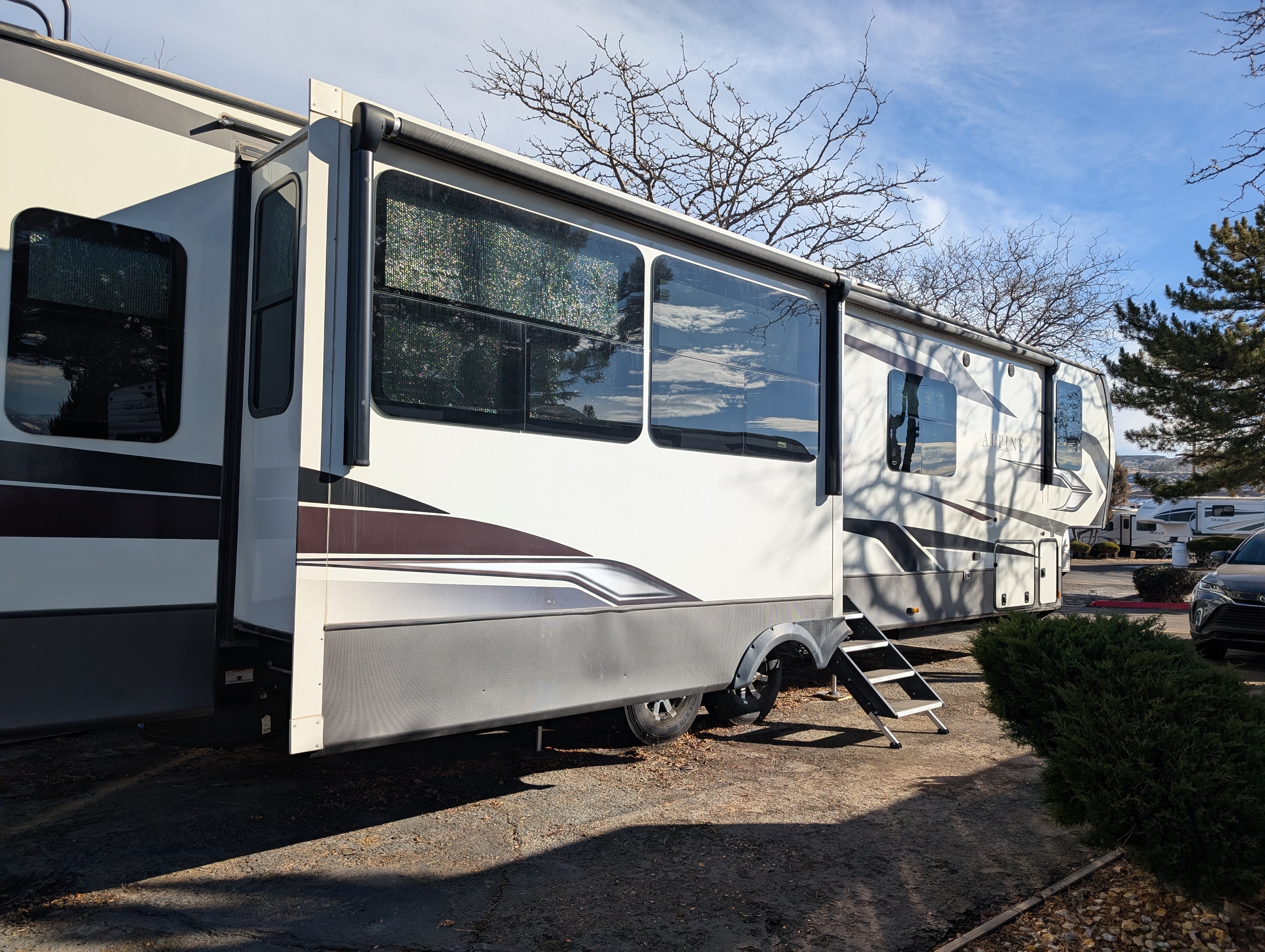 2022 Keystone ALPINE 3720MD RV