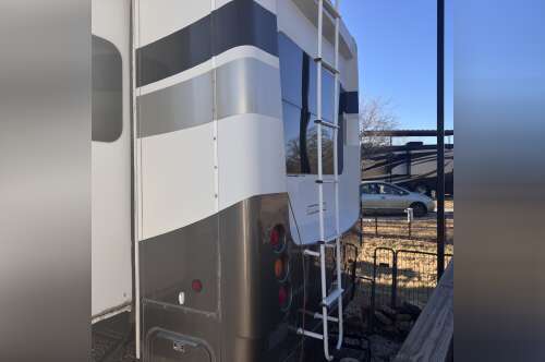 2011 DRV MOBILE SUITES 38 RSB3 in thornton CO
