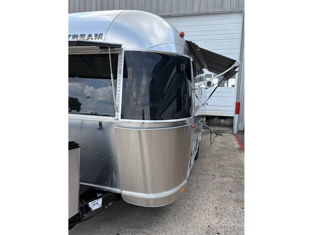 A photo of this 2022 Airstream CARAVEL 22FB