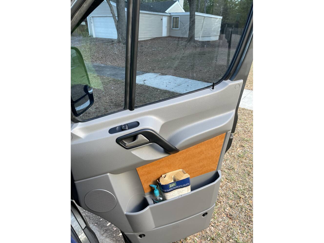A photo of this 2010 Winnebago ERA 170X