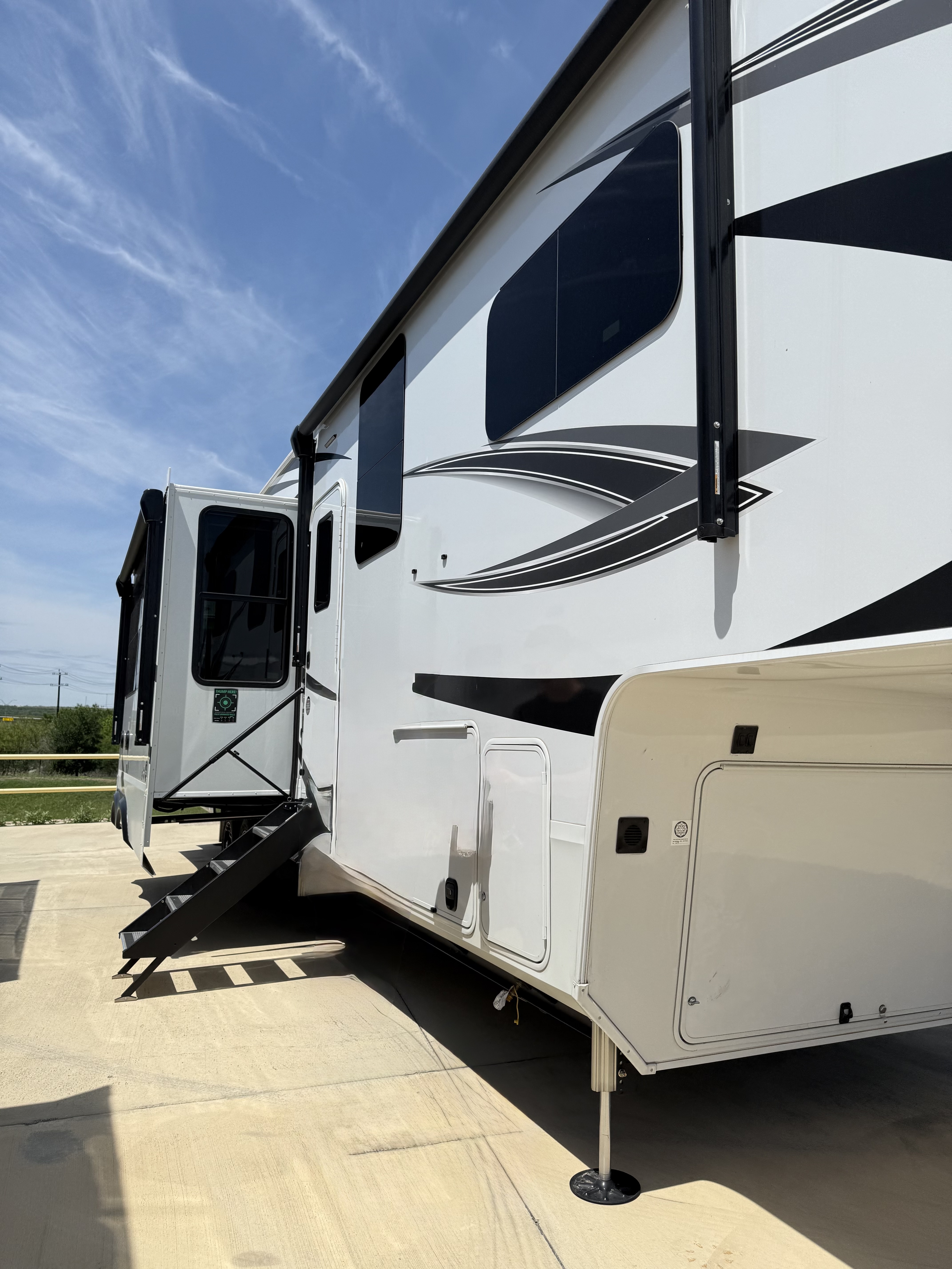View more photos of this listing