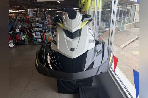 2026 Yamaha VX Cruiser HO in okoboji IA