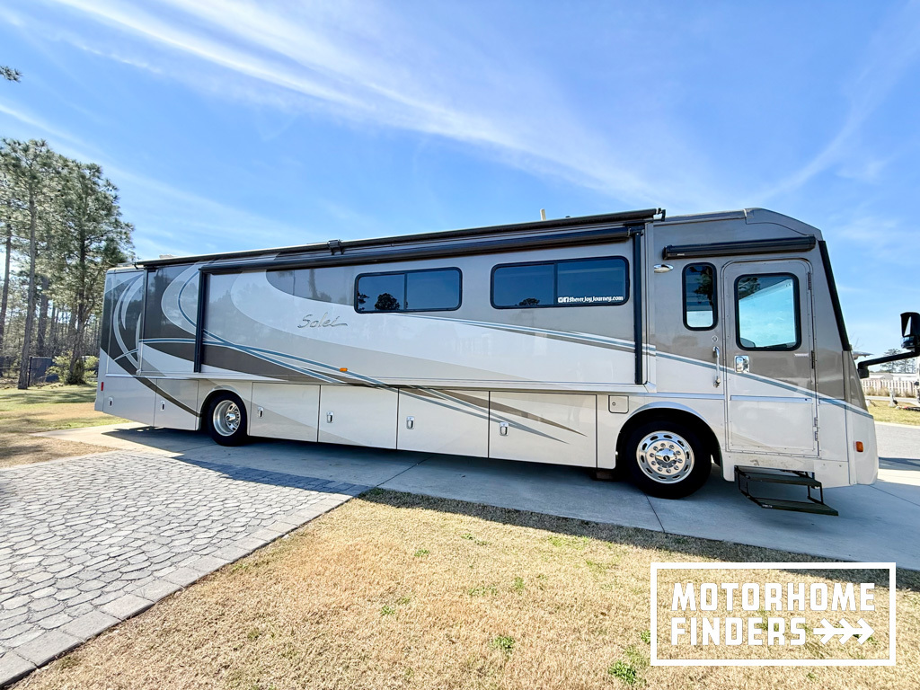 View more photos of this listing