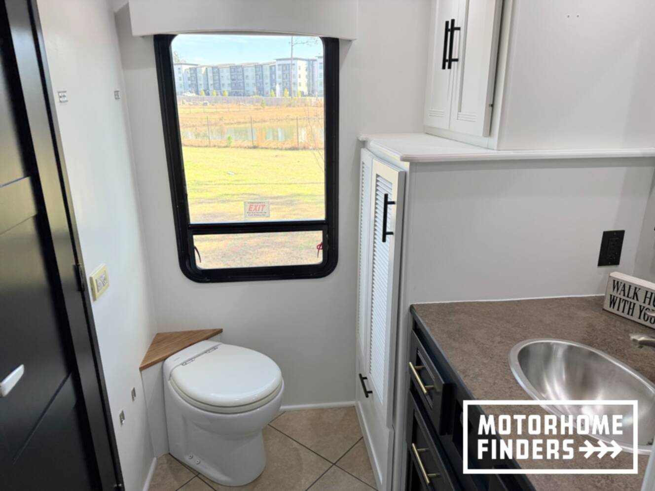 A photo of this 2014 Itasca SOLEI 38R