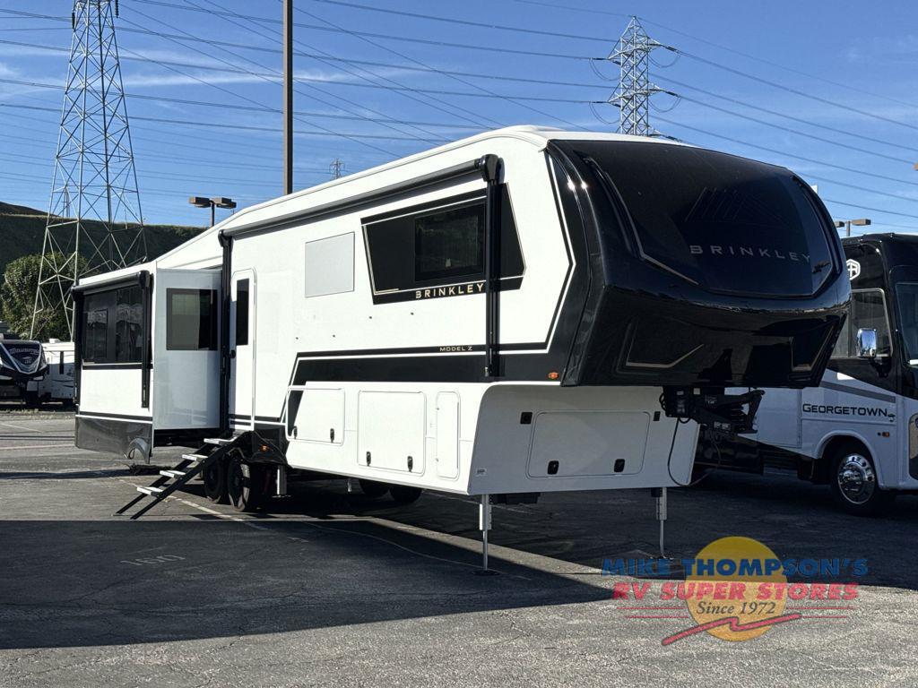 2026 Brinkley Model Z 3610 RV