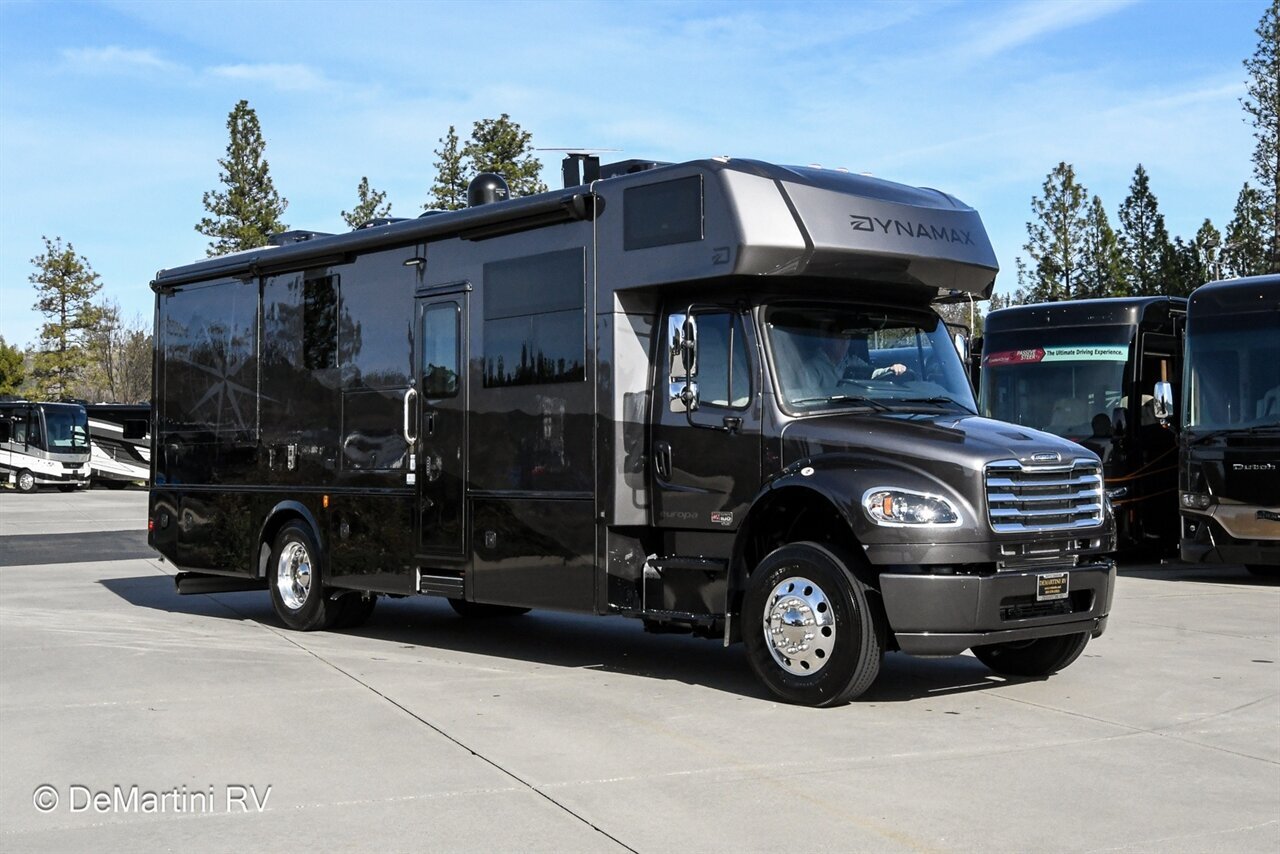 2026 Dynamax Europa 32KD in grass valley CA