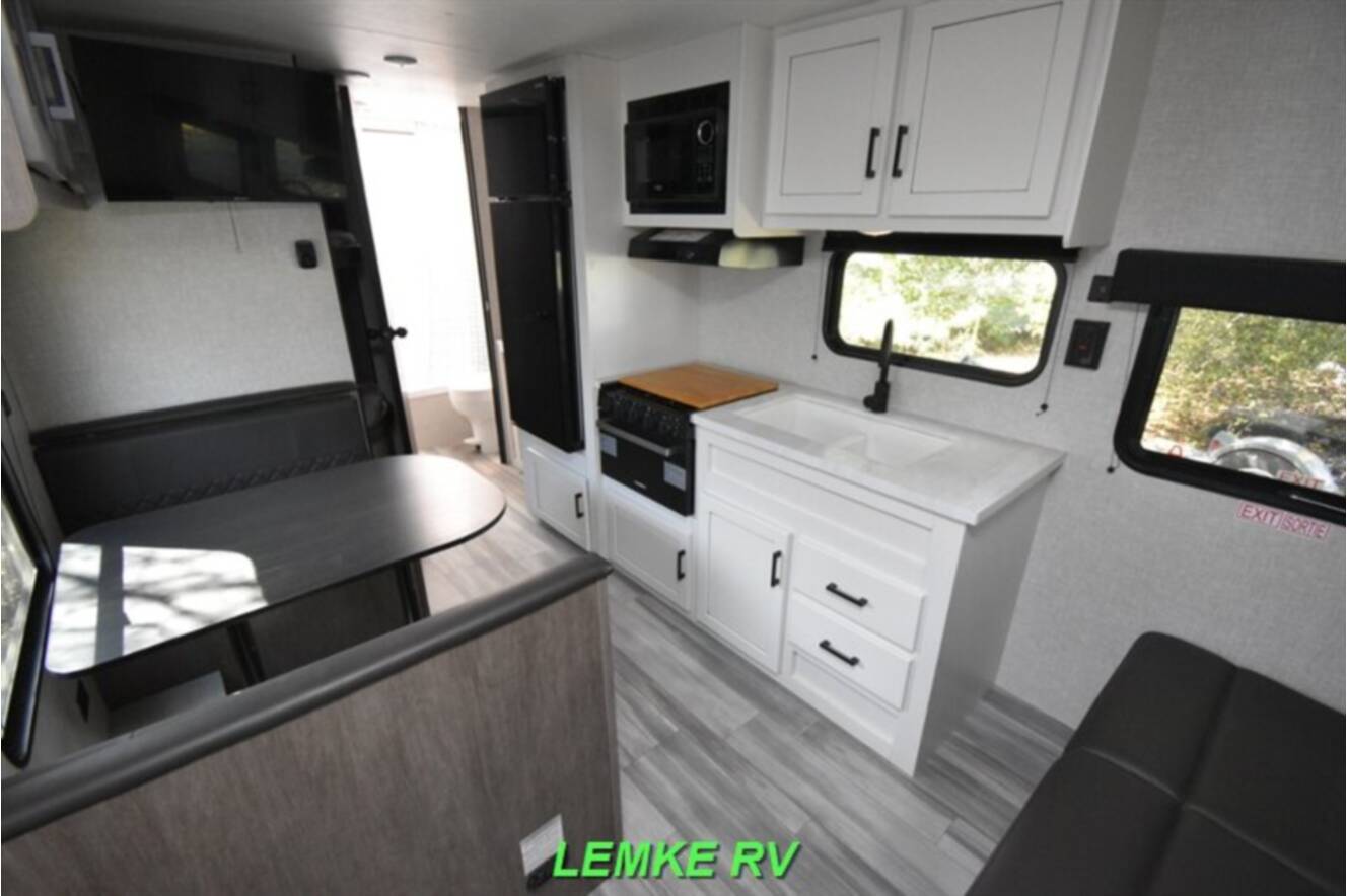 A photo of this 2024 Jayco Jay Flight SLX 260BHW
