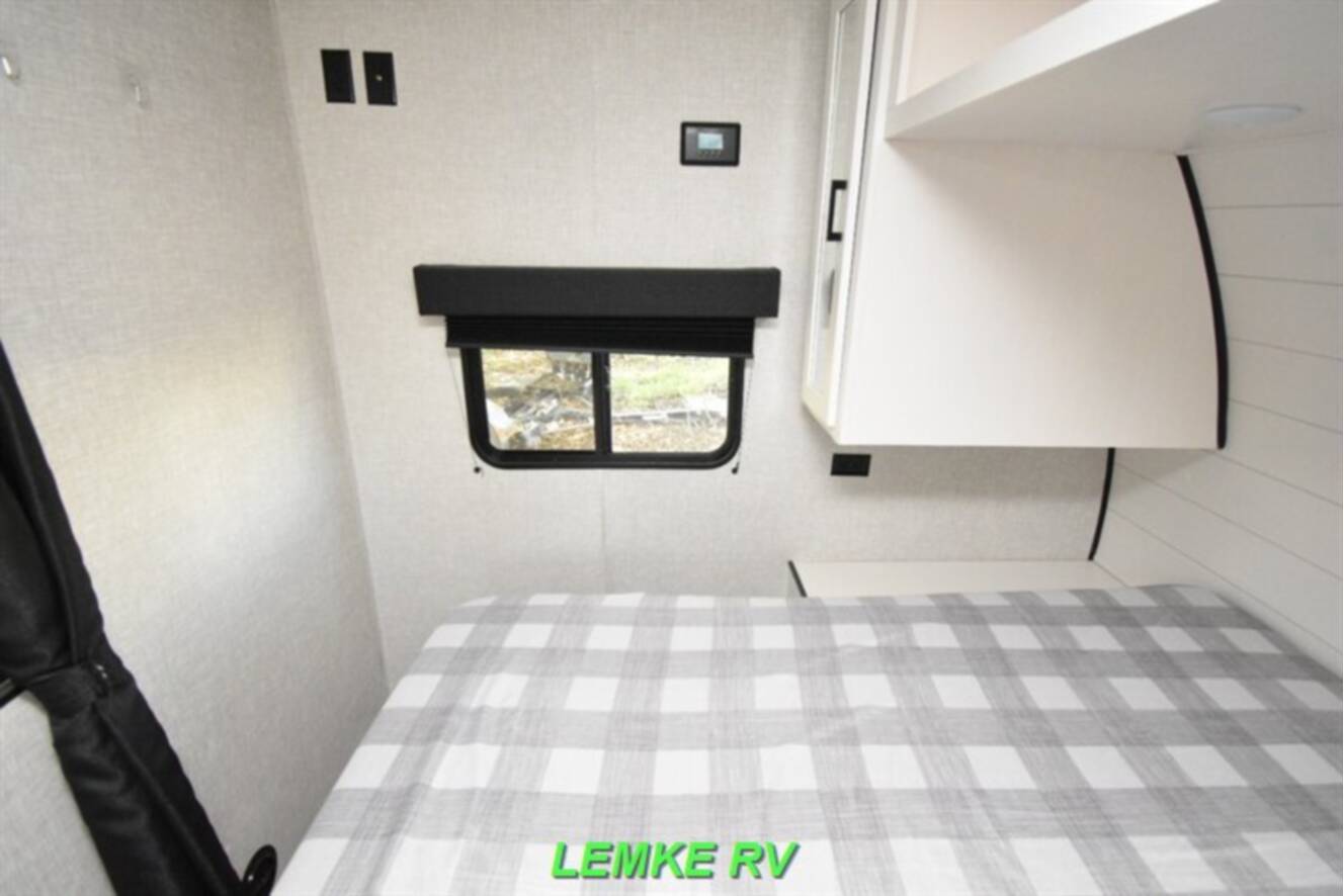 A photo of this 2024 Jayco Jay Flight SLX 260BHW