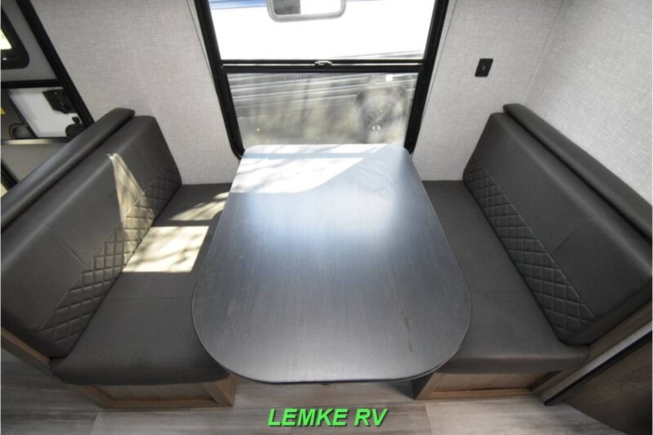 A photo of this 2024 Jayco Jay Flight SLX 260BHW