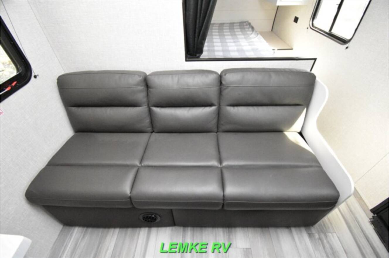 A photo of this 2024 Jayco Jay Flight SLX 260BHW
