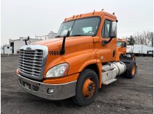 How to Sell a Class 8 Truck in a Difficult Market image