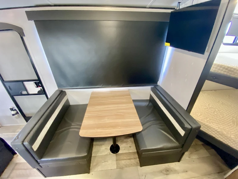 2022 KEYSTONE RV CO SPRINGDALE 260BH