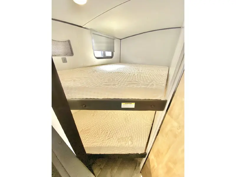 2022 KEYSTONE RV CO SPRINGDALE 260BH