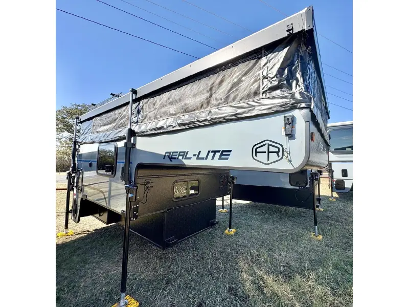 2026 PALOMINO REAL-LITE SS1608