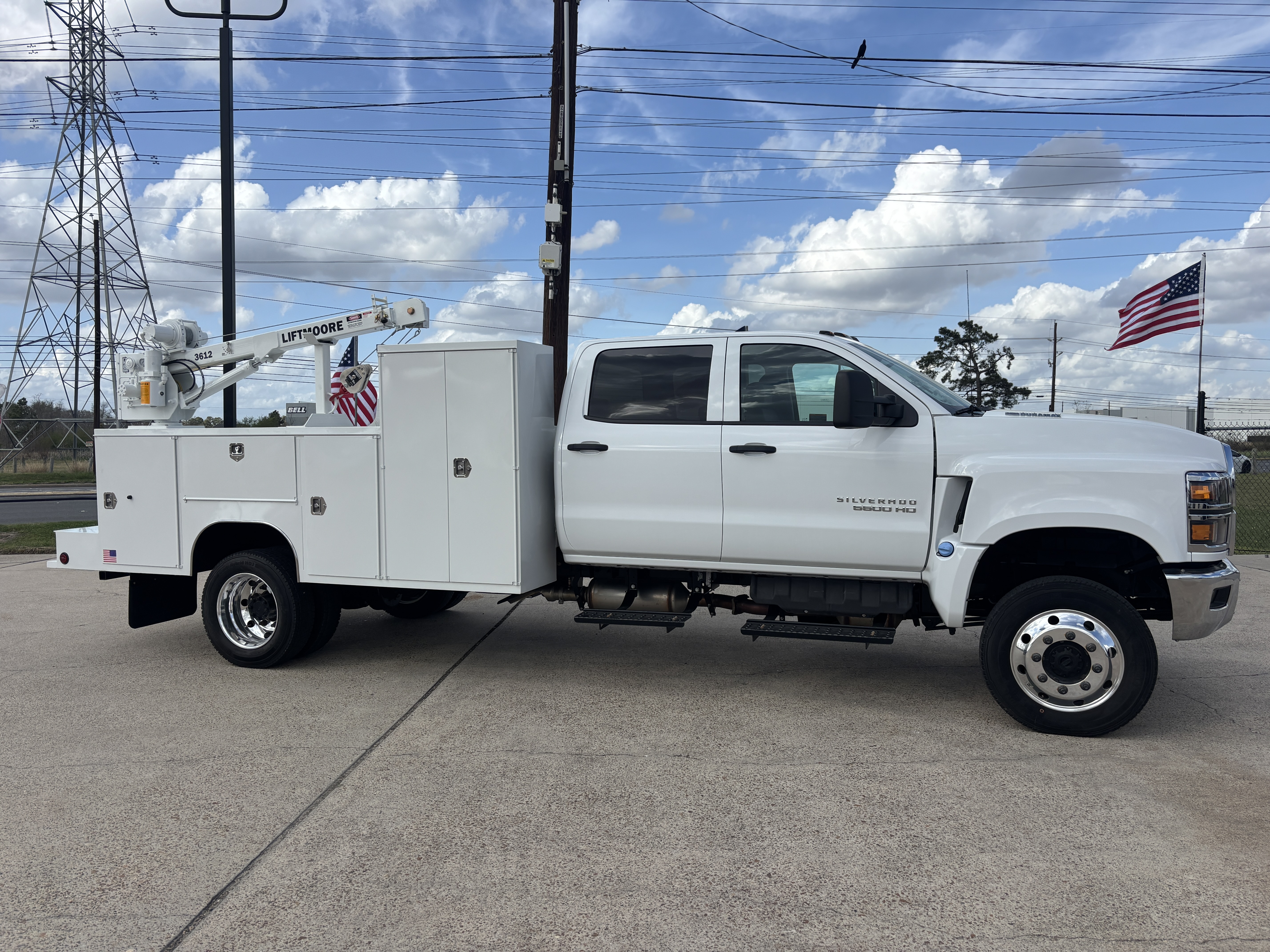 2022 Chevrolet Silverado 5500 in Houston, TX