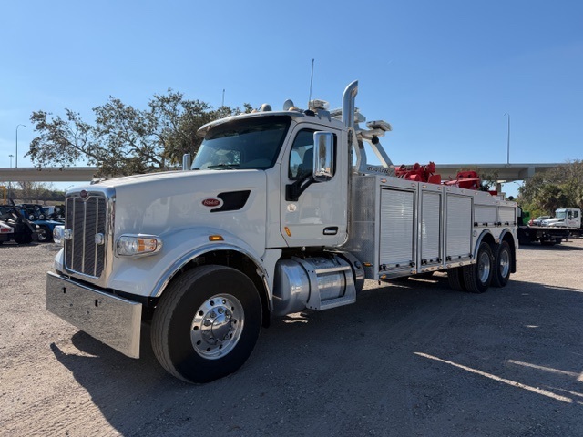 2020 PETERBILT 567 Jerr-Dan 35-ton in Tampa, FL