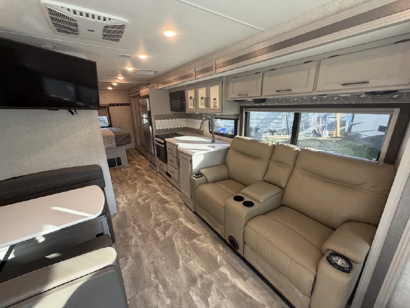 2023 THOR MOTOR COACH WINDSPORT 29M