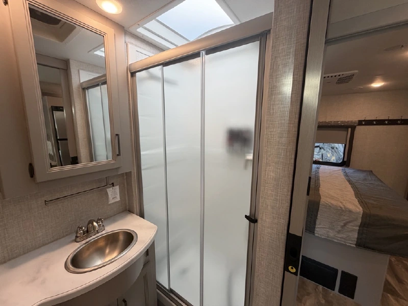 2023 THOR MOTOR COACH WINDSPORT 29M