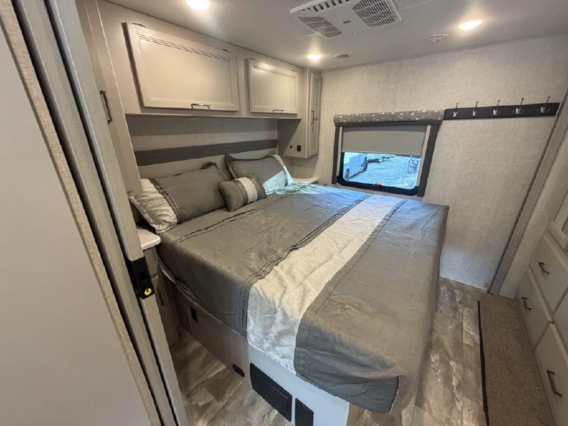 2023 THOR MOTOR COACH WINDSPORT 29M