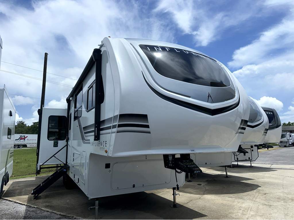 2026 Grand Design Influence 2903RL in defuniak springs FL