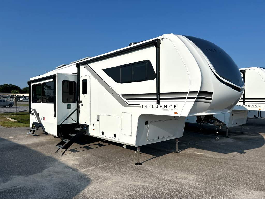 2026 Grand Design Influence 3704BH in grand bay AL