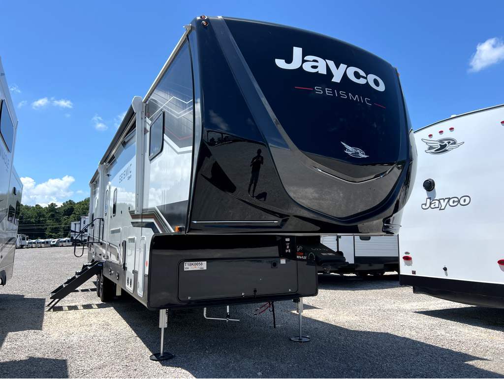 2026 Jayco Seismic 359 Fifth Wheel Toy Hauler RV