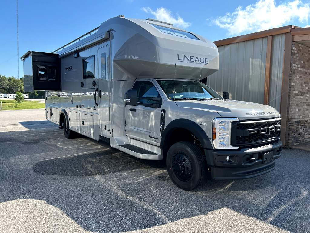 2026 Grand Design Lineage Series F 31ZW RV