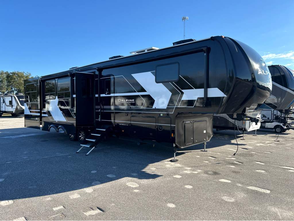 2026 Keystone Alpine Avalanche Edition 366LS in grand bay AL