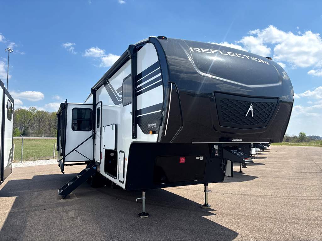 2026 Grand Design Reflection 303RLS RV