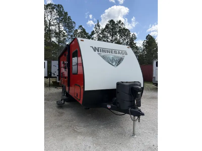 2019 WINNEBAGO
