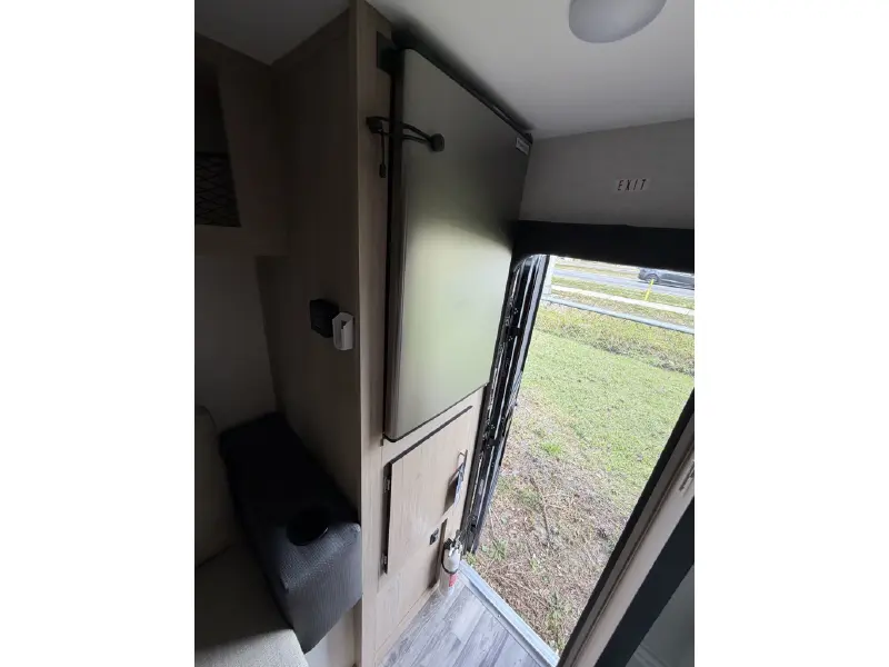 2025 TRAVEL LITE UP COUNTRY 900U