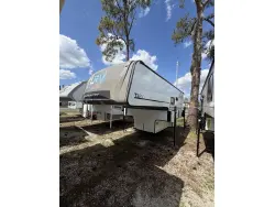 2025 TRAVEL LITE TRAVEL LITE 900U