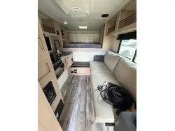 2025 TRAVEL LITE TRAVEL LITE 900U