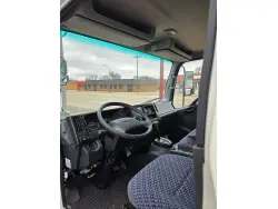 2025 ISUZU NRR
