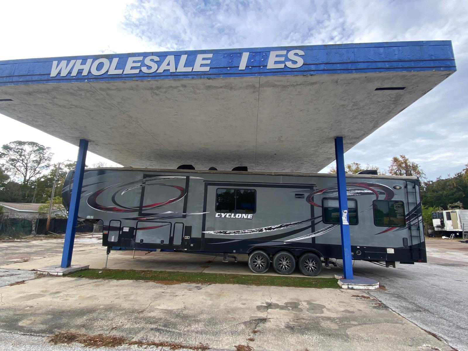 2016 Heartland CYCLONE 4200 in largo FL