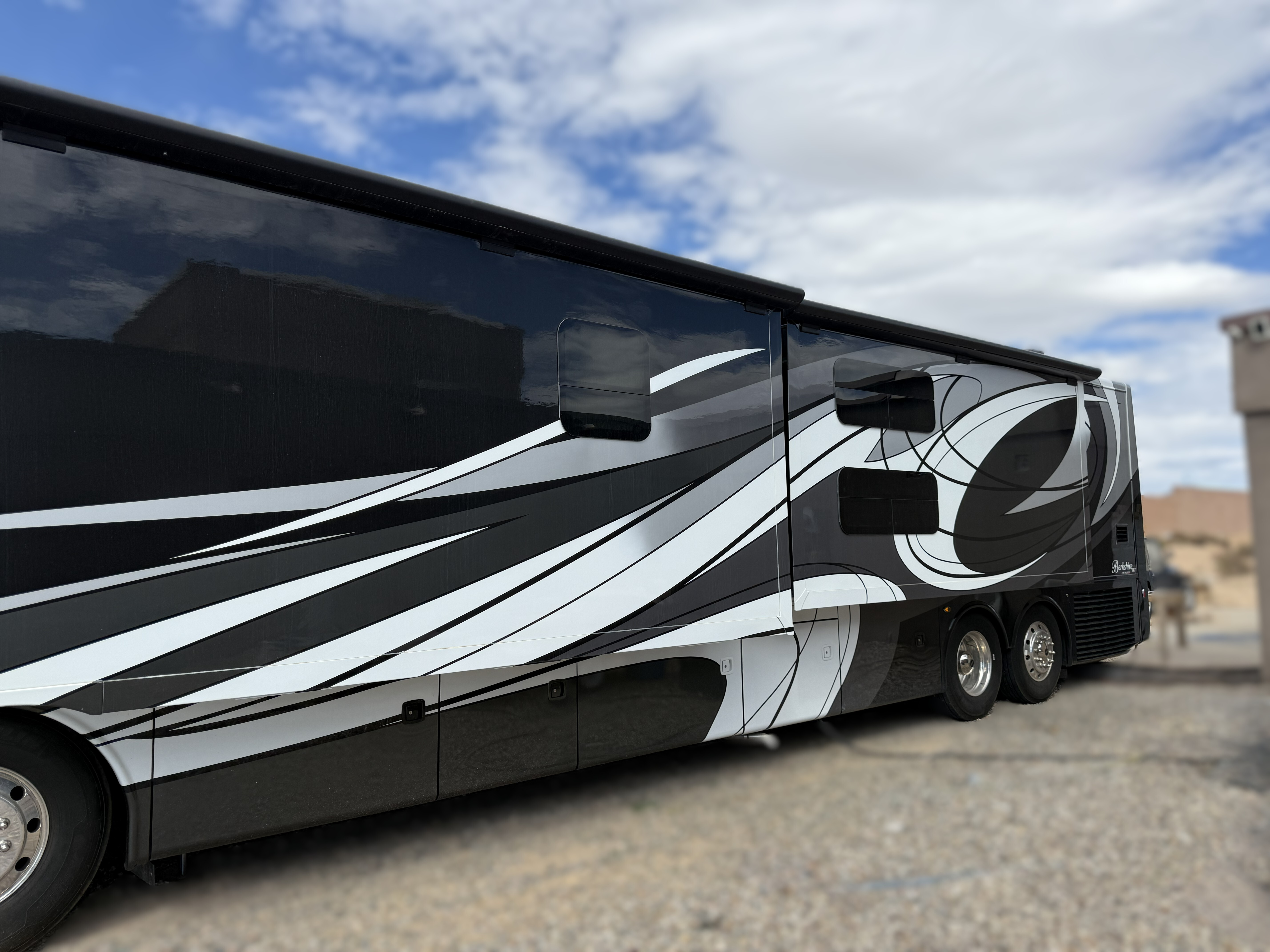 2021 Forest River BERKSHIRE XLT 45A in rio rancho NM