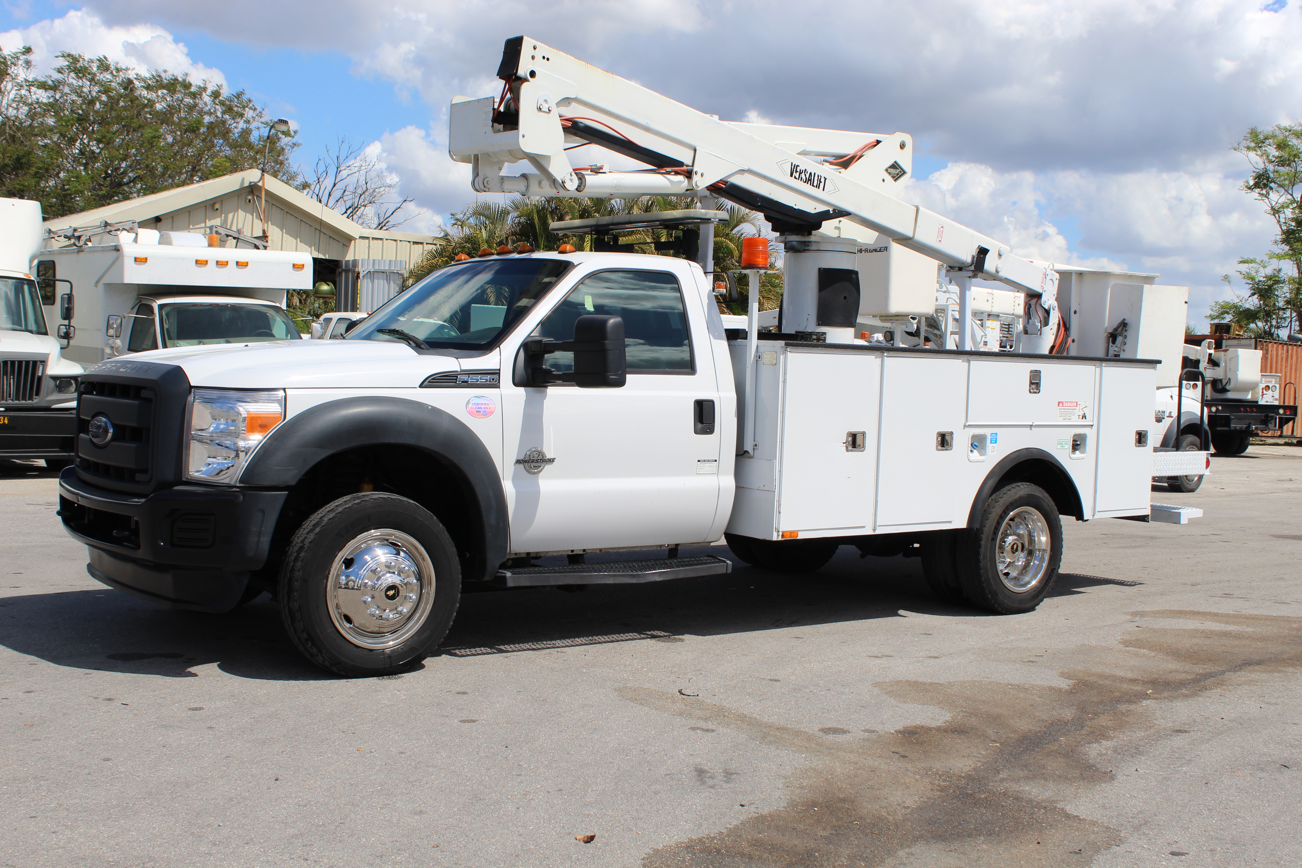 2013 FORD F550 in Belle Glade, FL
