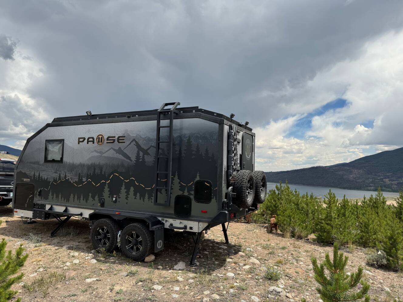 A photo of this 2023 Palomino PAUSE 20.3