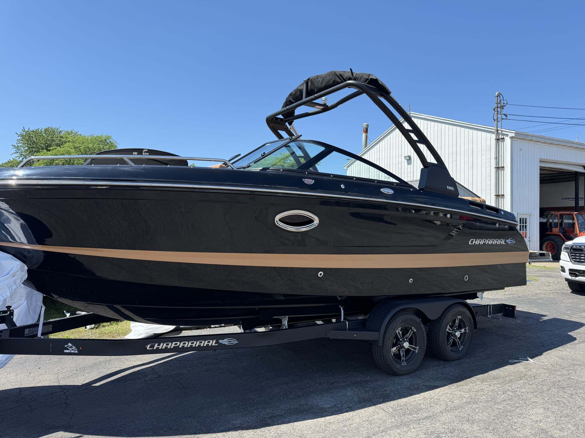 2026 Chaparral SSX 6 347 in sodus point NY