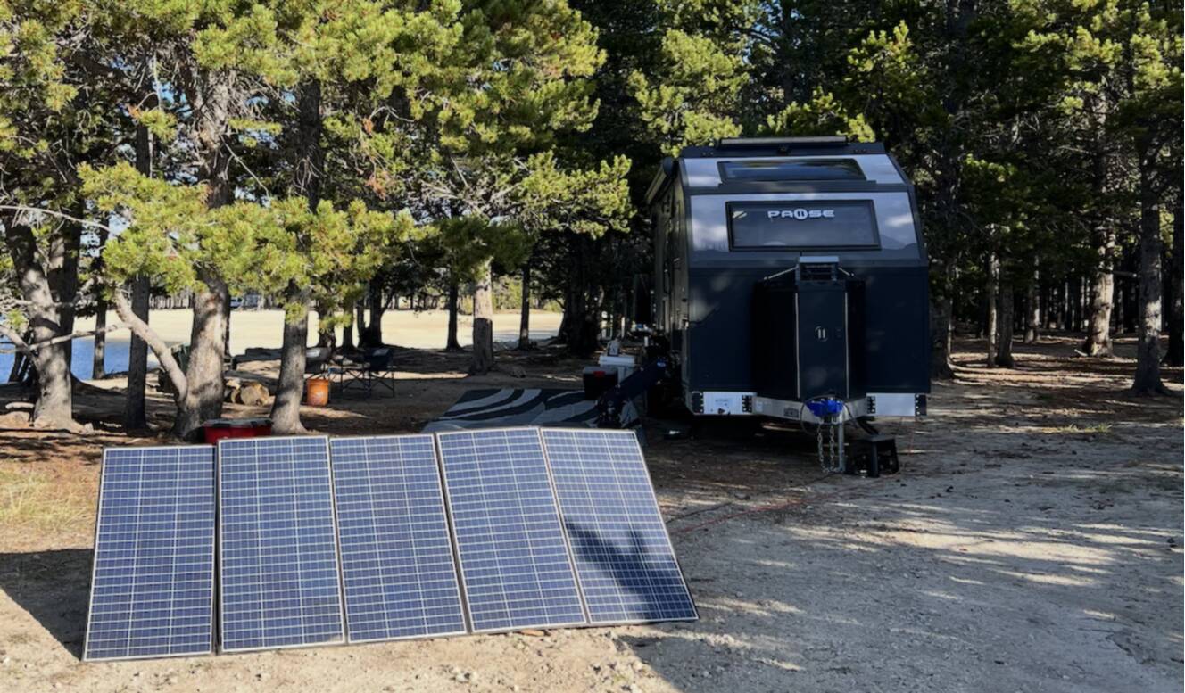 A photo of this 2023 Palomino PAUSE 20.3
