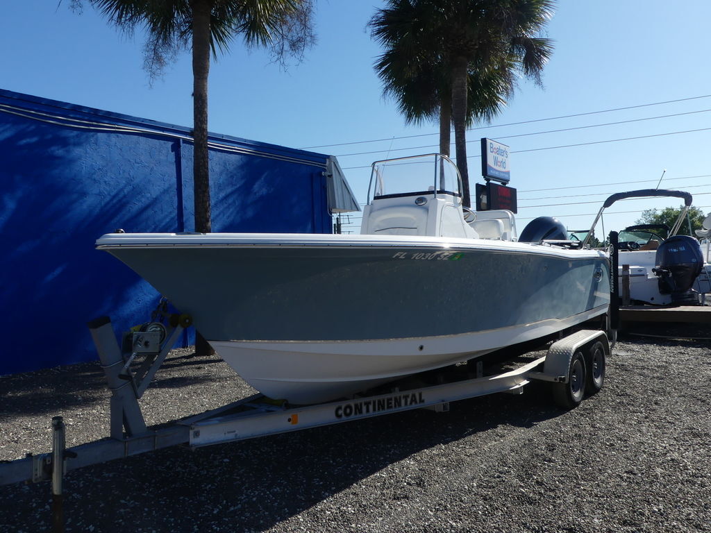 2021 Sea Hunt Ultra 229 in lake placid FL