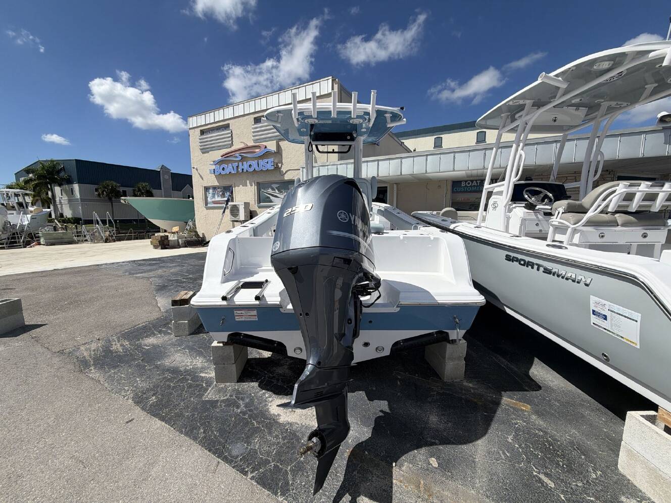 A photo of this 2026 Sportsman 212 Open